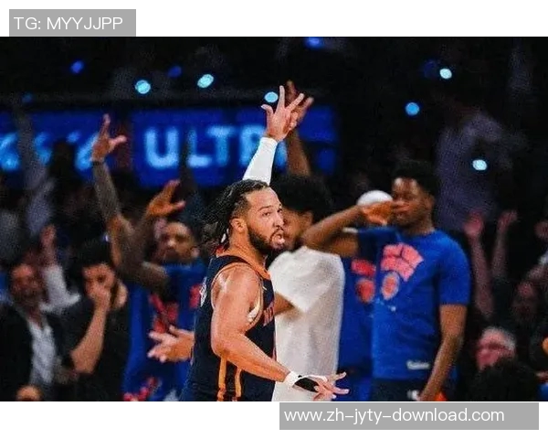 热火与步行者激战正酣球迷期待精彩对决与绝妙表现